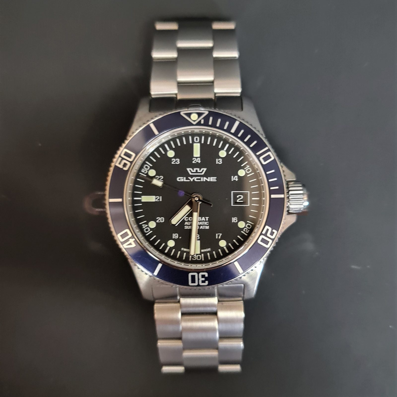 Glycine 42mm combat discount sub