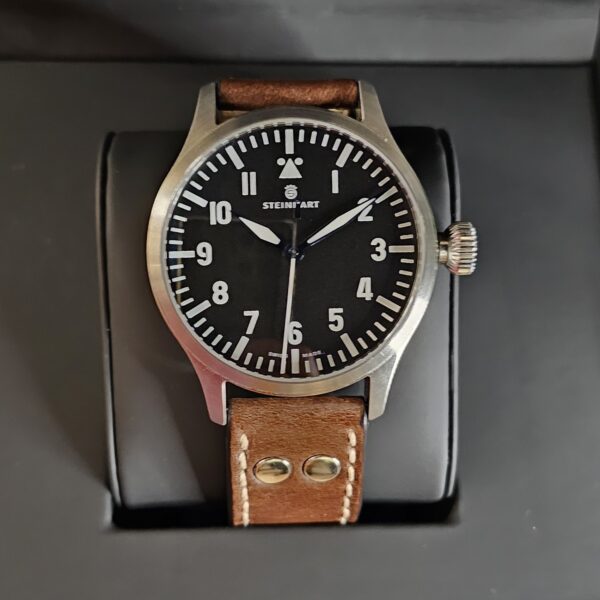 Steinhart Nav B-Uhr 44 Automatic A-Muster 107-0336