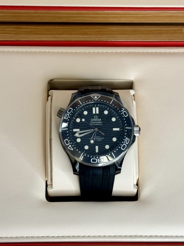 Omega Seamaster Diver 300M (210.92.44.20.01.001) - Image 4