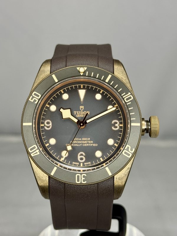 Tudor Black Bay Bronze (M79250BA-0001) - Image 2