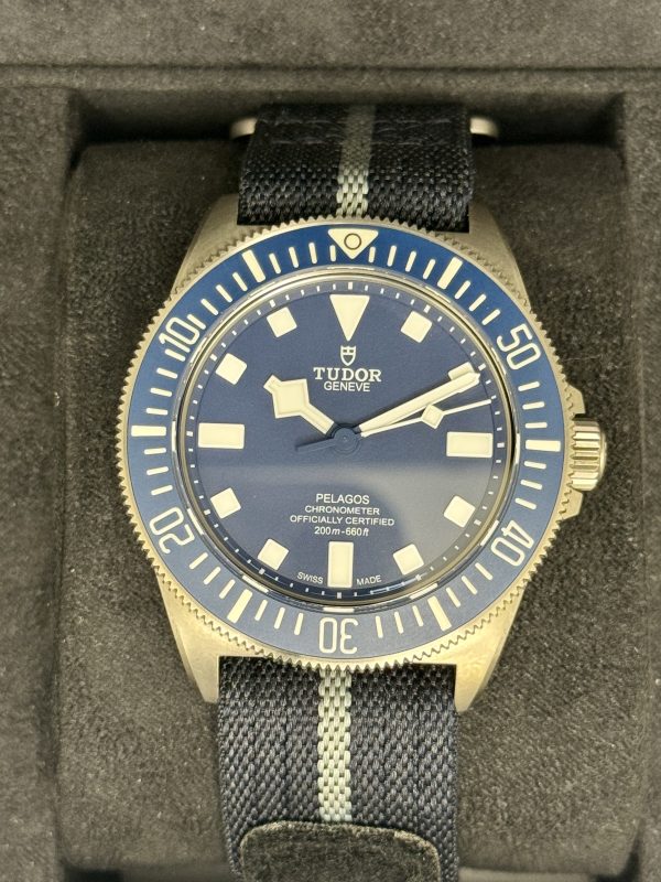 Tudor Pelagos FXD Marine Nationale (25707B/22-0001) - Image 4