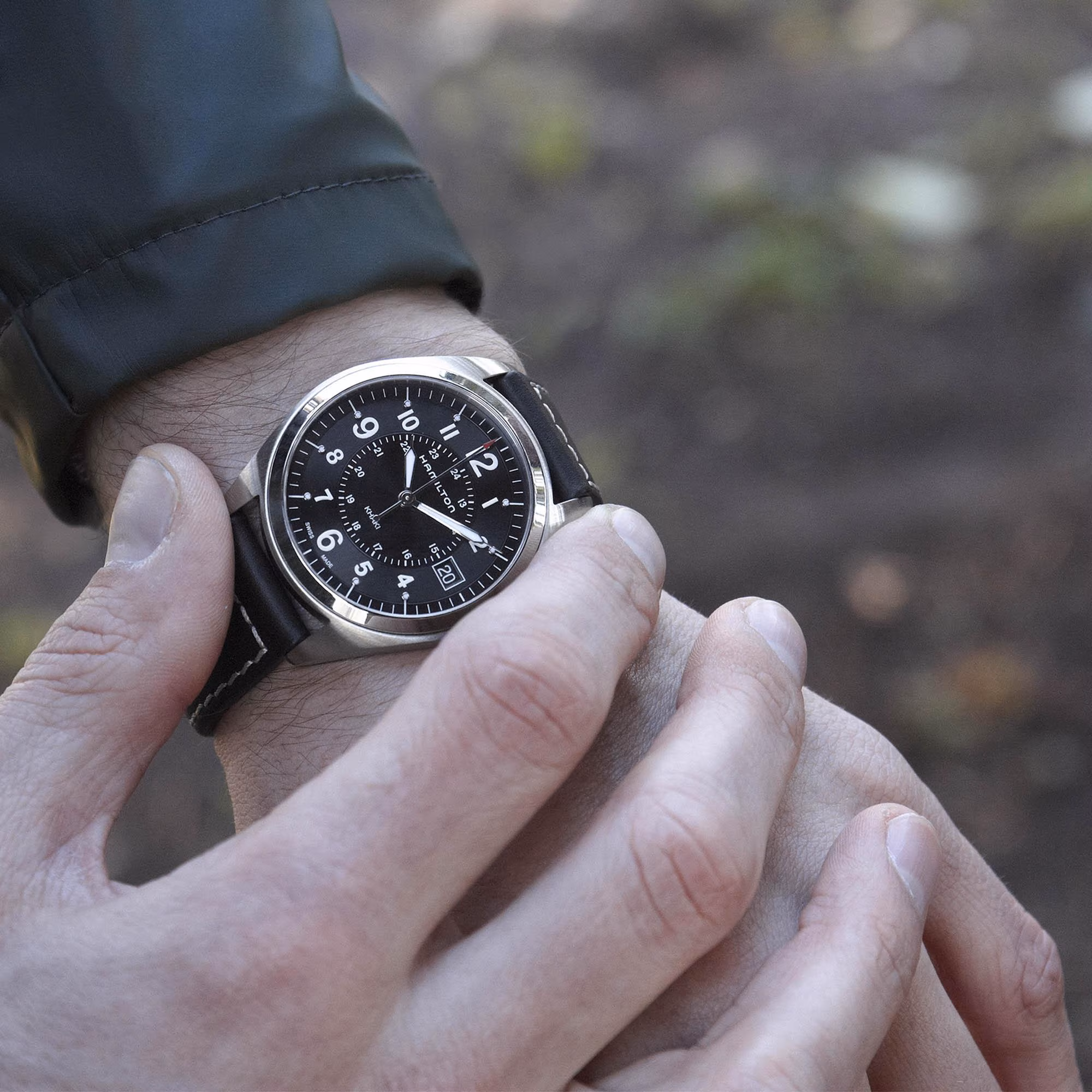 Hamilton Khaki Field Quartz (H68551733) - Image 2