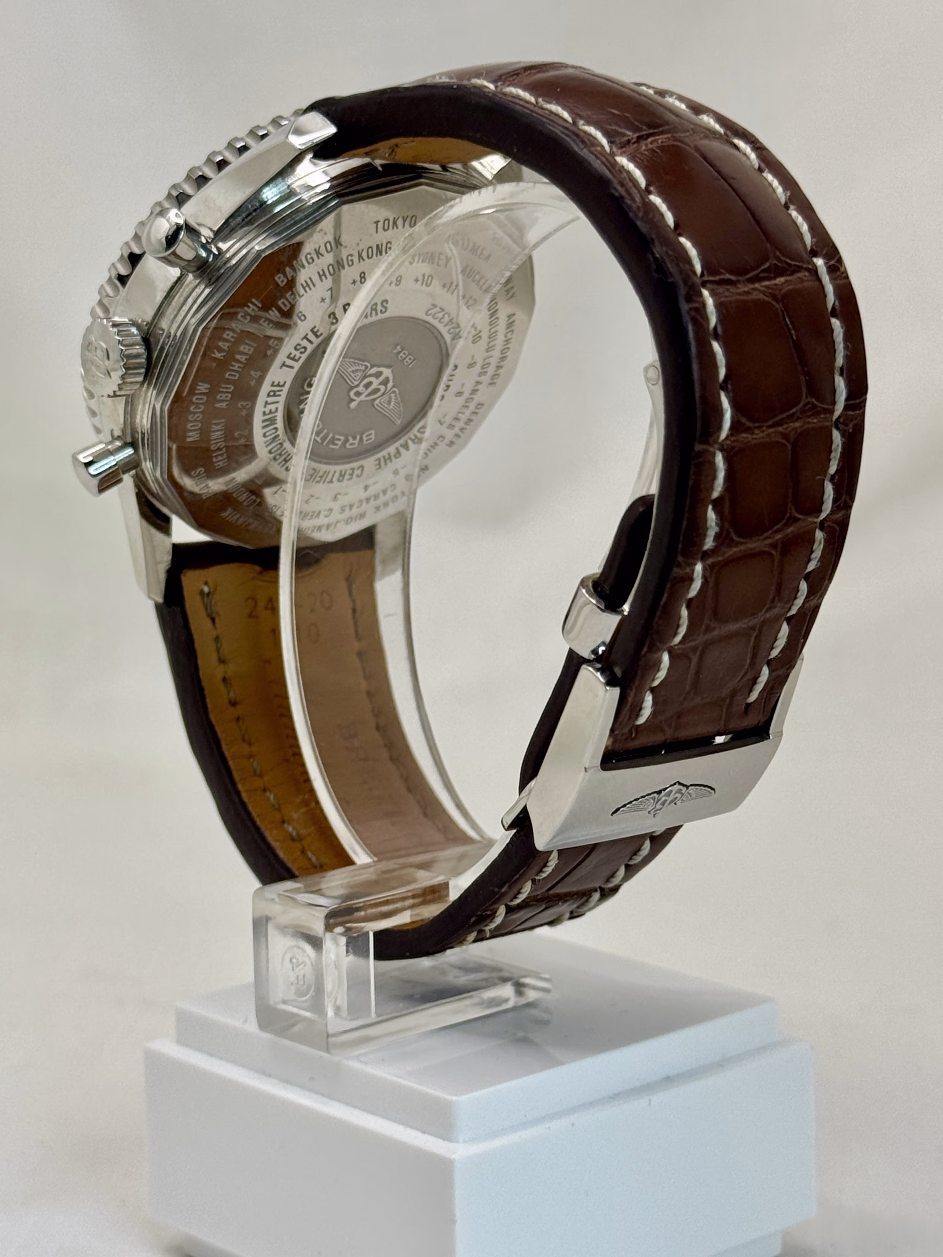 Breitling Navitimer World (A2432212/B726) - Image 3