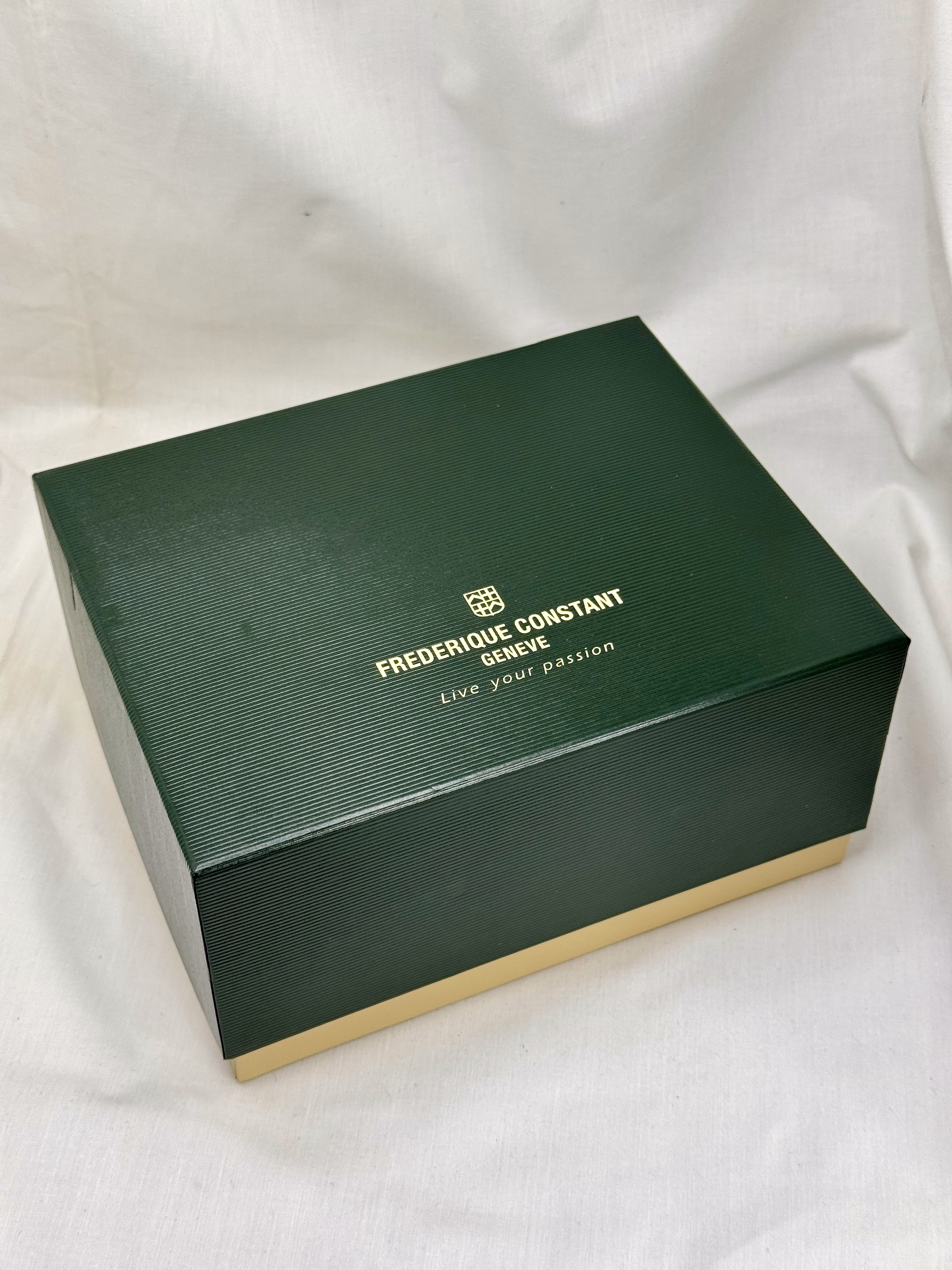 Frederique Constant Classics Quartz (FC-225ST5B5) - Image 10