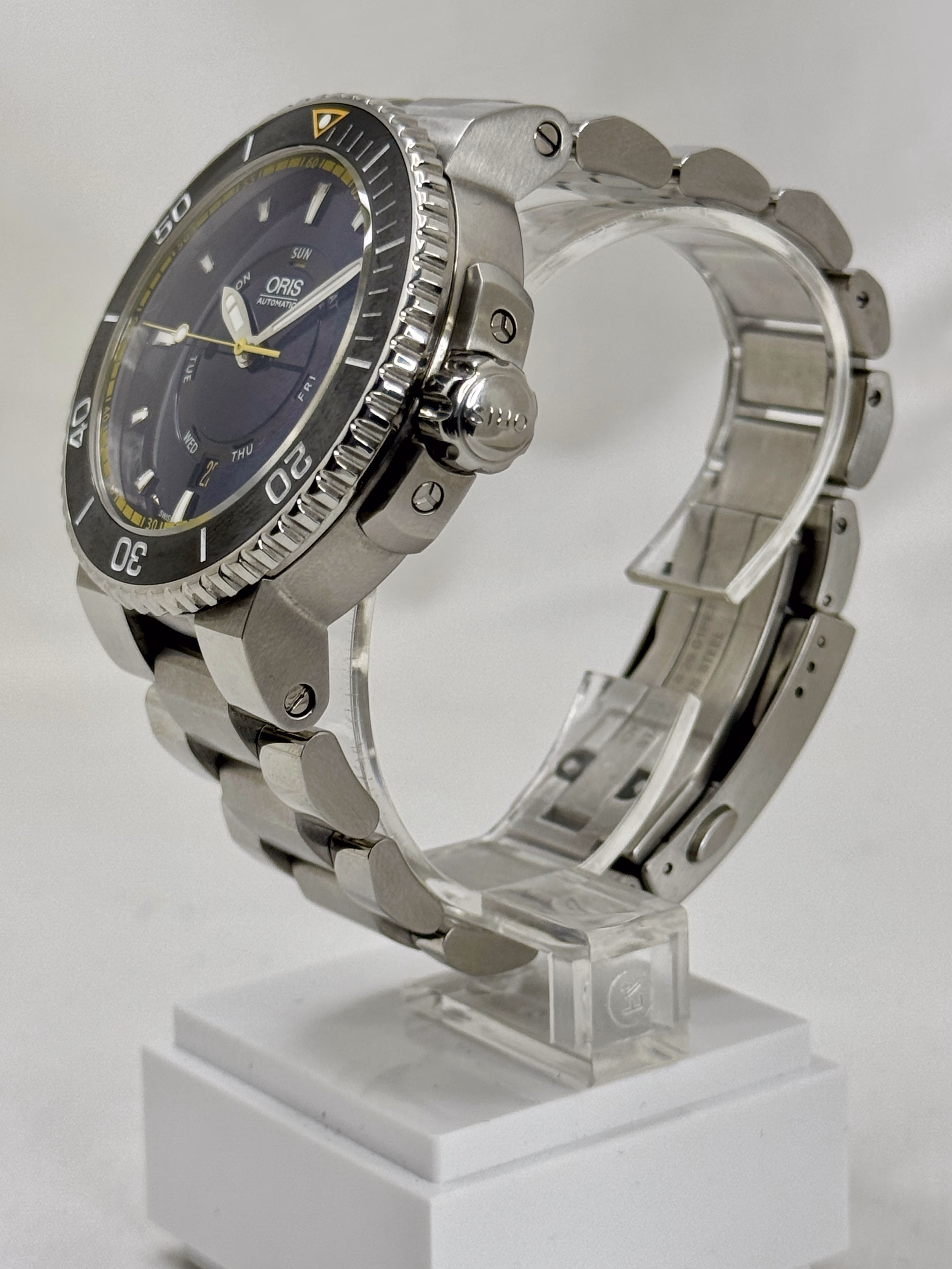 Oris Aquis Great Barrier Reef Limited Edition II (01 735 7673 4185-Set RS) - Image 2