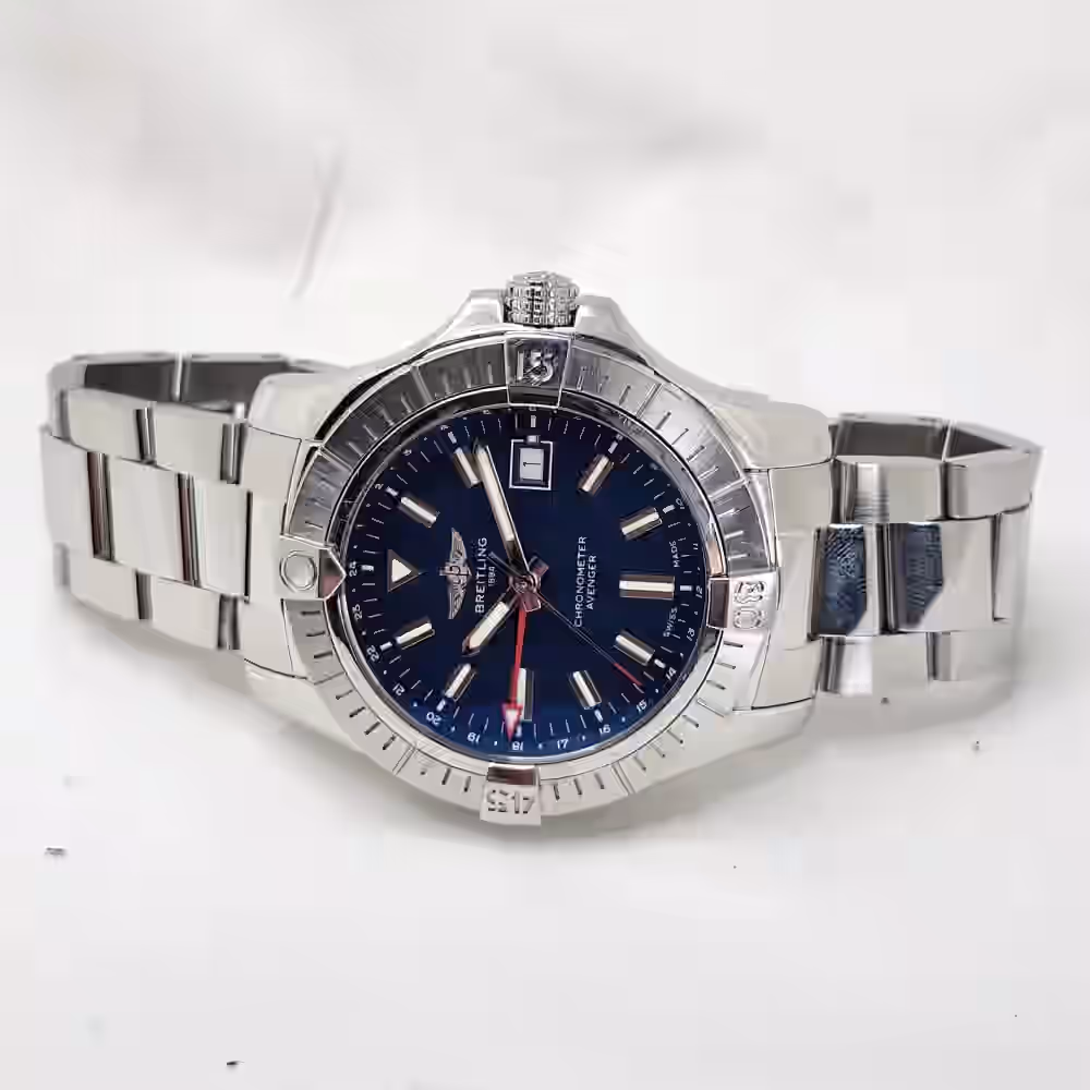 Breitling Avenger Automatic GMT 45 (A32395) - Image 4