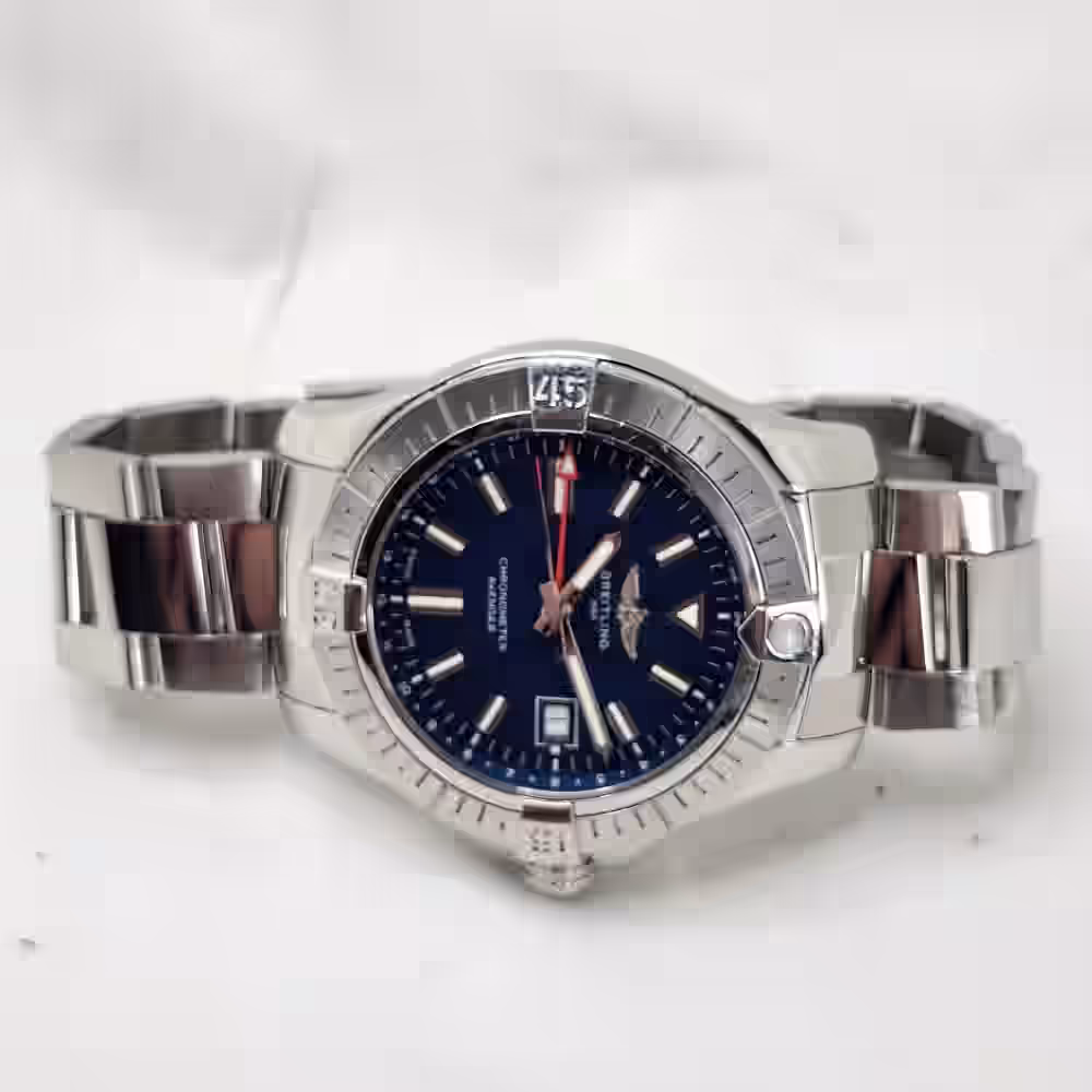 Breitling Avenger Automatic GMT 45 (A32395) - Image 6