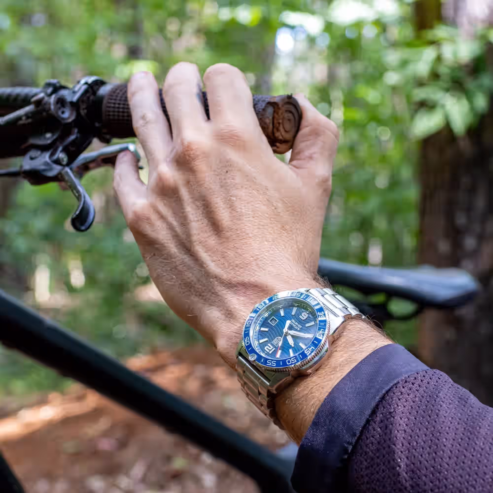 Luminox Pacific Diver Blue Wave Automatic 42mm (3104) - Image 12