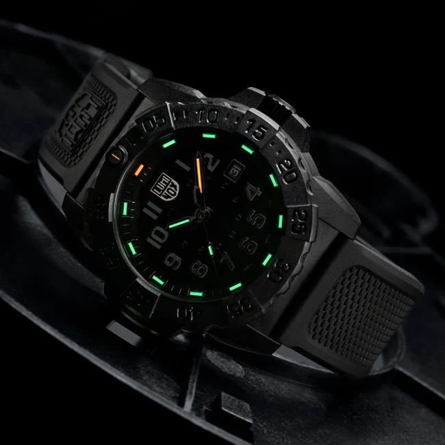 Luminox Navy SEAL Black 45mm (3501.BO.F) - Image 2