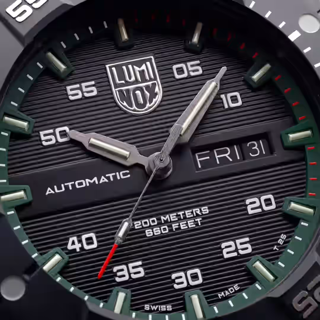 Luminox Master Carbon SEAL Automatic 45mm (3877) - Image 9