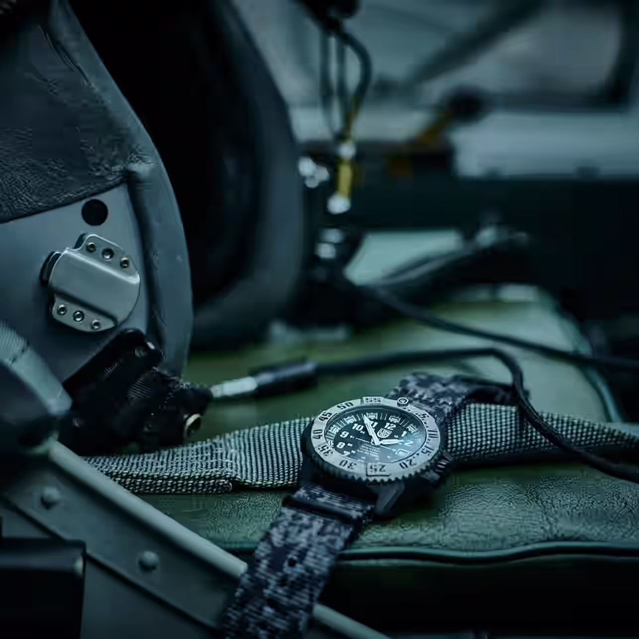 Luminox Mil-Spec White Set 46mm (3359.SET) - Image 9